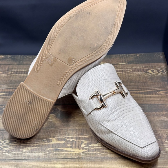 CL by Laundry Slip‑On Loafer - Picture 3 of 4